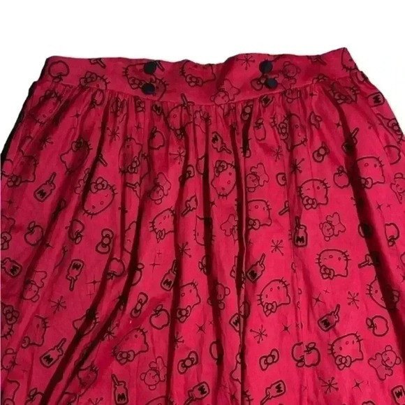 Hello Kitty‎ by Sanrio Red Milk and apple velvet emblem knee length skirt, Sz 24 - Picture 4 of 9